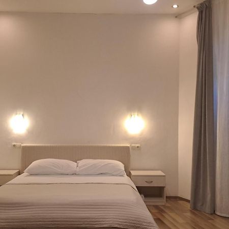 Medulic Palace Rooms & Apartments Sibenik Luaran gambar