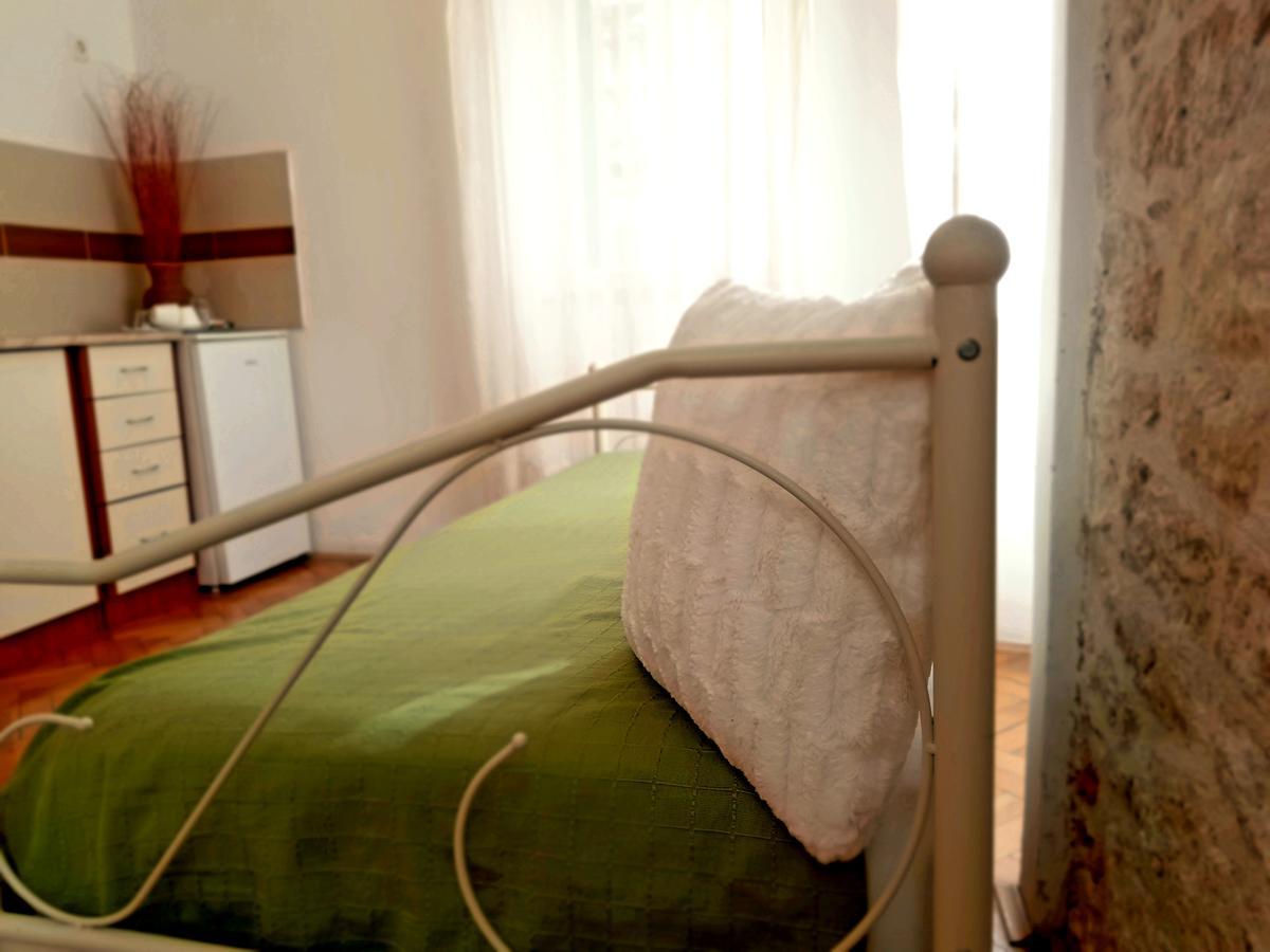 Medulic Palace Rooms & Apartments Sibenik Luaran gambar