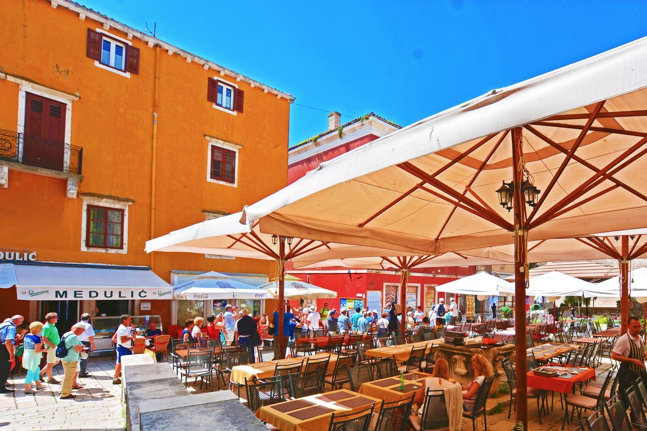 Medulic Palace Rooms & Apartments Sibenik Luaran gambar