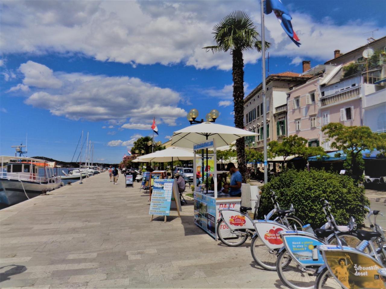 Medulic Palace Rooms & Apartments Sibenik Luaran gambar