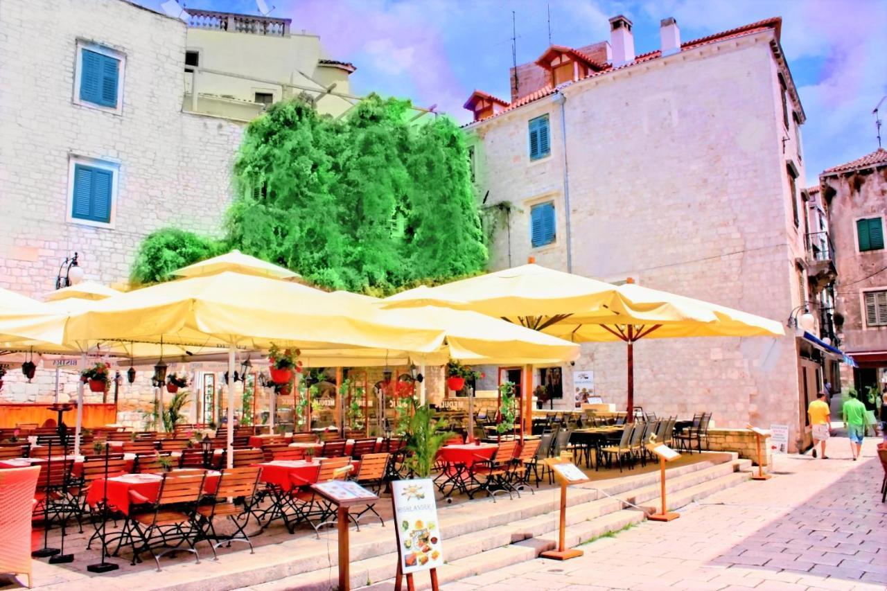 Medulic Palace Rooms & Apartments Sibenik Luaran gambar