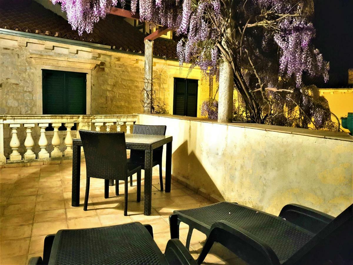 Medulic Palace Rooms & Apartments Sibenik Luaran gambar